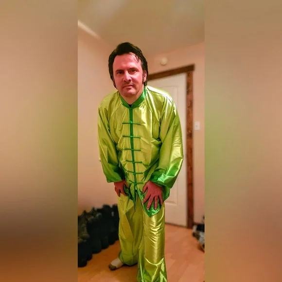 Men's Green Satin Suit. Super shiny